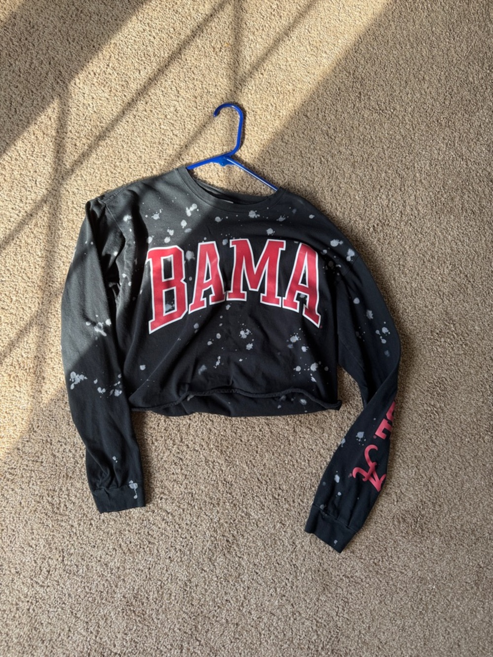 Black Alabama 'BAMA' Cropped Sweatshirt with Red Lettering
